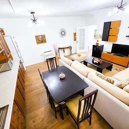 Penthouse Sweet Bliss Lägenhet Tirana