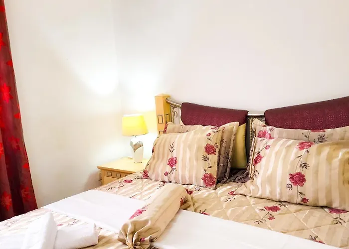 Penthouse Sweet Bliss Τίρανα