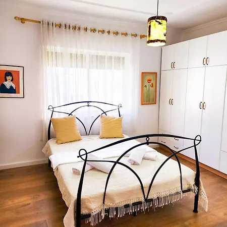 Апартаменты Penthouse Sweet Bliss Тирана