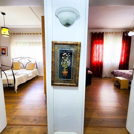 Апартаменты Penthouse Sweet Bliss Тирана