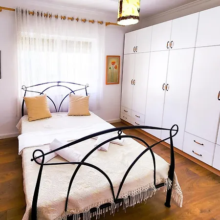 Penthouse Sweet Bliss Апартаменты